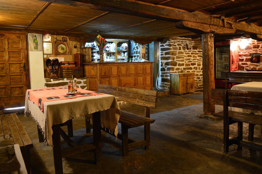 The Old House Guest House Obedinenie Habitación foto